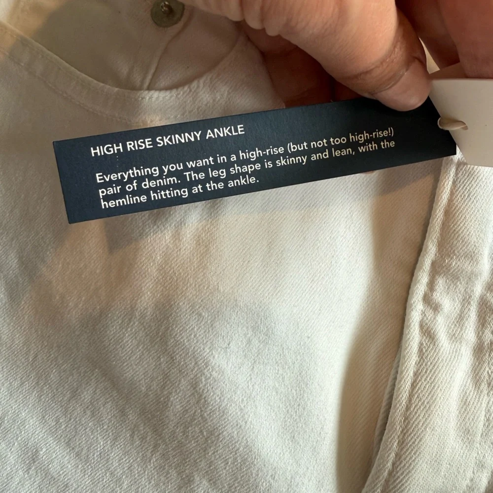 Vineyard Vines clean white